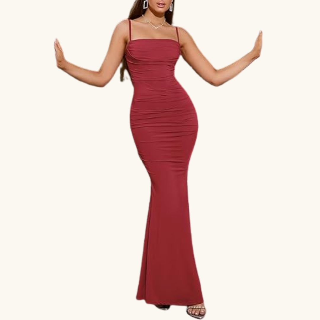 Isabelle - Elegantes Maxi-Abendkleid in Weinrot mit Raffungen