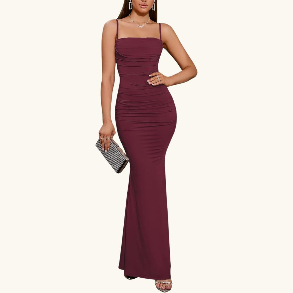 Emilia - Elegantes Maxi-Abendkleid in Beerenrot mit Raffungen